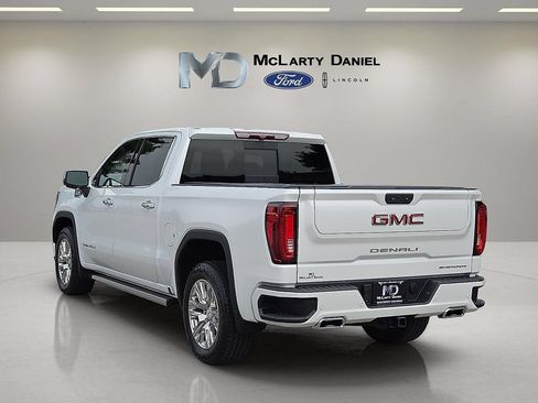 Used 2023 GMC Sierra 1500 Denali AWD/4WD image 4