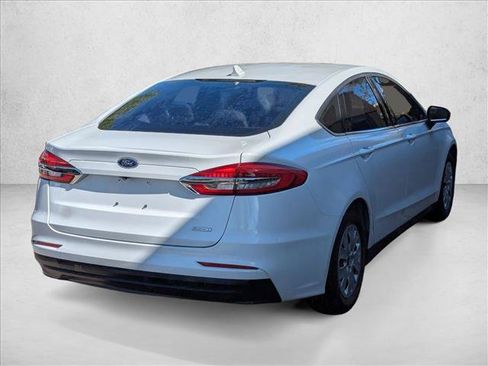 Used 2020 Ford Fusion S FWD image 4
