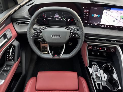 New 2025 Audi SQ5 Premium Plus image 11