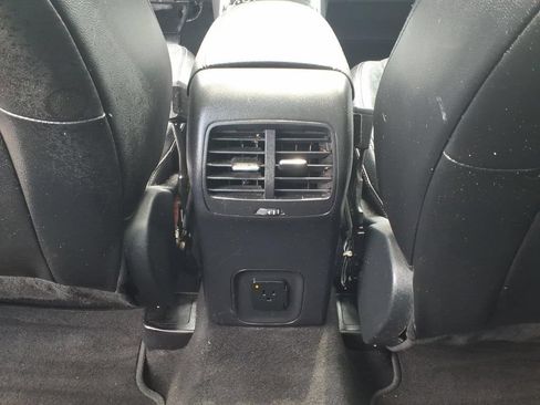 Used 2020 Ford Escape Titanium AWD/4WD image 6