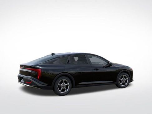 New 2026 Kia K4 FWD image 6