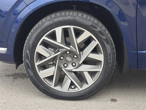 Used 2023 Hyundai Santa Fe Calligraphy image 9