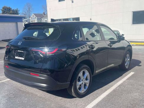 Certified 2024 Honda HR-V LX image 5