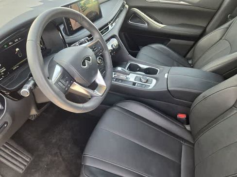 Certified 2026 INFINITI QX60 Luxe w/ Cargo Package FWD image 2