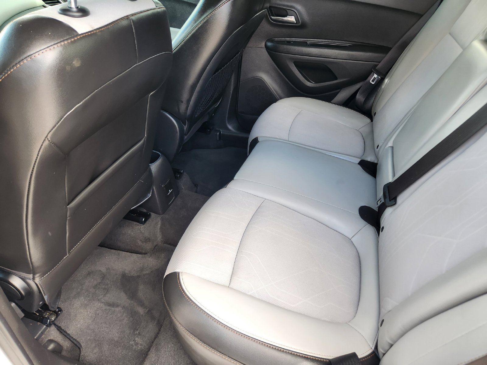 Used 2018 Chevrolet Trax LT w/ LT Convenience Package AWD/4WD image 33