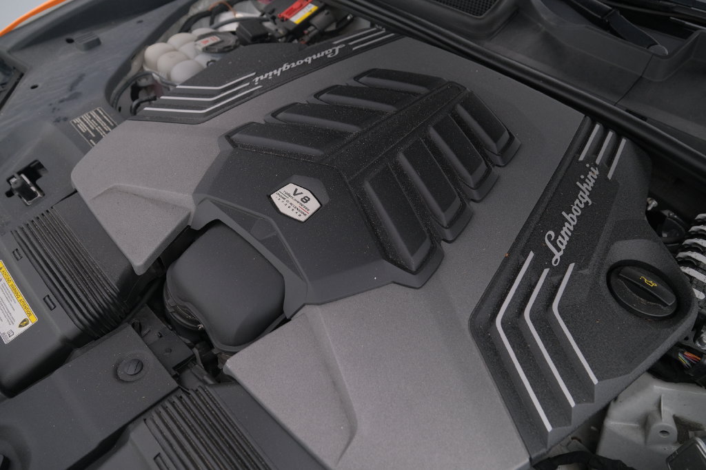 Used 2023 Lamborghini Urus Performante AWD/4WD image 60