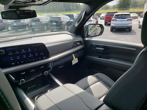 New 2026 Chevrolet Tahoe LT w/ Comfort Package image 36