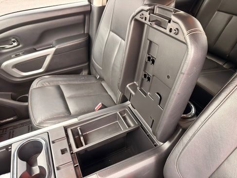 Used 2016 Nissan Titan SL image 36