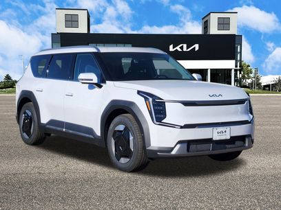 New 2026 Kia EV9 Wind
