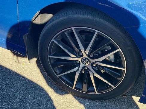 Certified 2023 Toyota Camry SE image 6