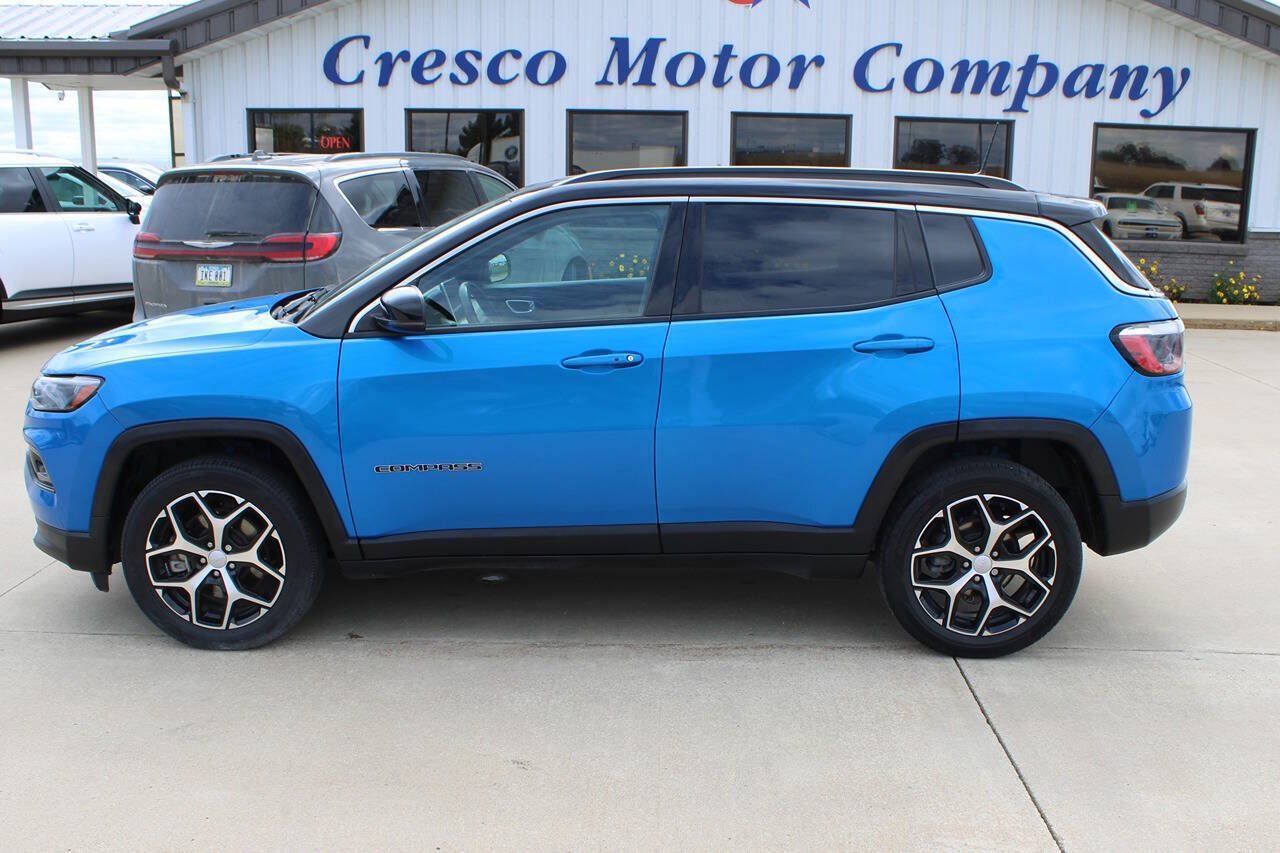 Used 2024 Jeep Compass Limited AWD/4WD image 8
