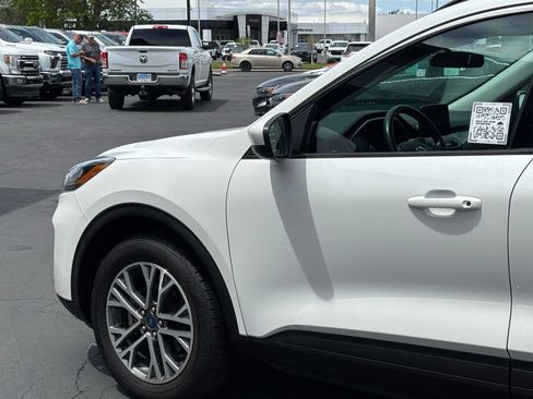 Used 2021 Ford Escape SEL AWD/4WD image 6