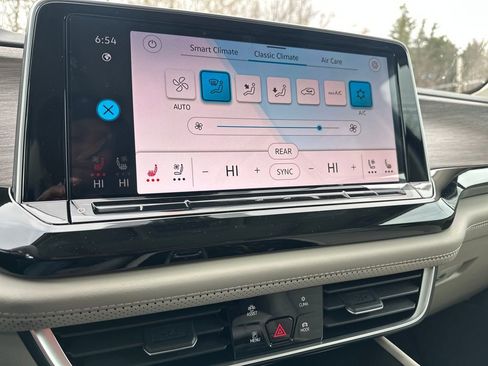 New 2026 Volkswagen Atlas SEL image 11