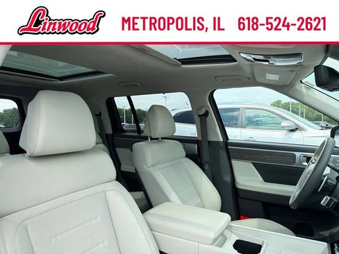Used 2024 Hyundai Santa Fe Calligraphy AWD/4WD image 9