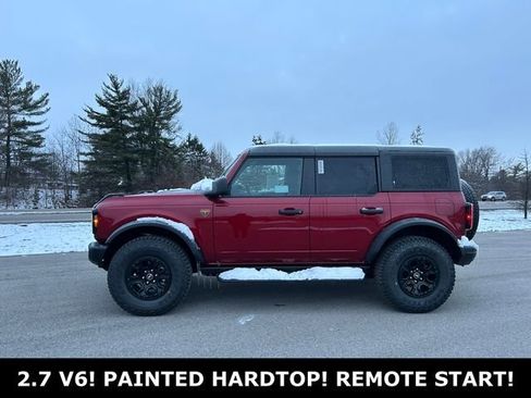 New 2025 Ford Bronco Badlands w/ Sasquatch Package AWD/4WD image 4