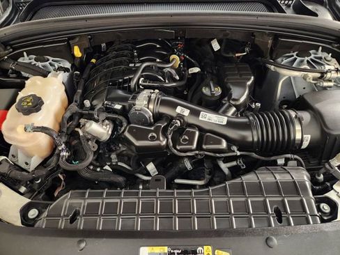 Used 2024 Jeep Grand Cherokee Altitude AWD/4WD image 31