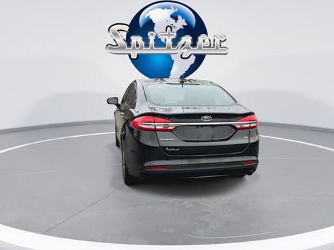 Used 2017 Ford Fusion SE image 8