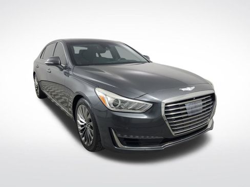 Used 2017 Genesis G90 3.3T Premium RWD image 2