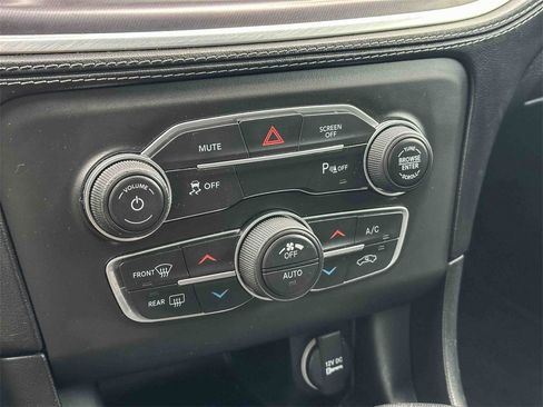 Used 2021 Dodge Charger SXT w/ Plus Group image 31