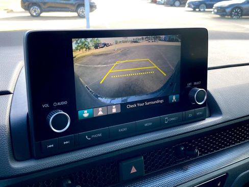 Used 2025 Honda CR-V EX image 15