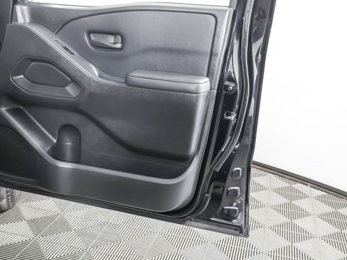 Used 2022 Nissan Frontier S w/ Technology Package image 47