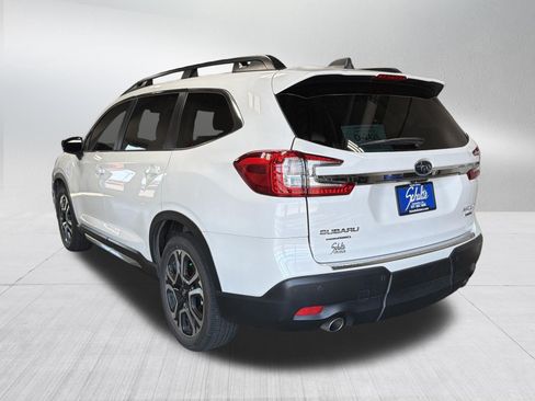 Used 2024 Subaru Ascent Limited AWD/4WD image 5