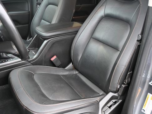 Used 2022 GMC Canyon AT4 w/ Trailering Package image 16