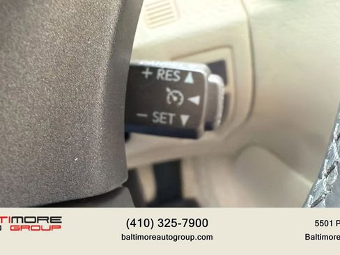 Used 2011 Lexus LS 460 w/ Comfort Pkg image 25