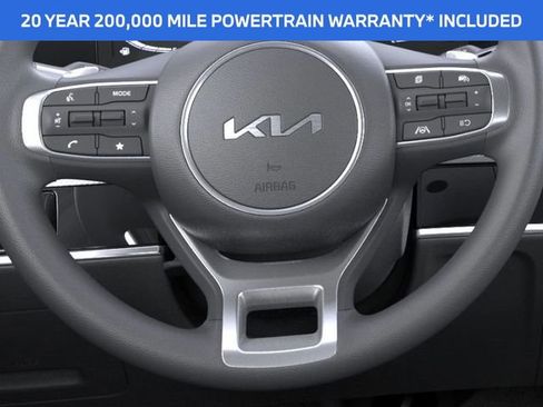 New 2025 Kia Sportage LX image 22