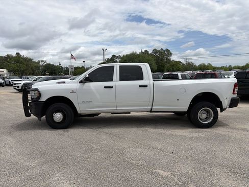 Used 2022 RAM 3500 Tradesman AWD/4WD image 4