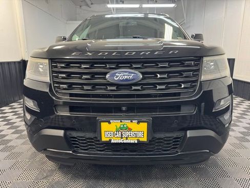 Used 2017 Ford Explorer Sport w/ Equipment Group 401A image 2