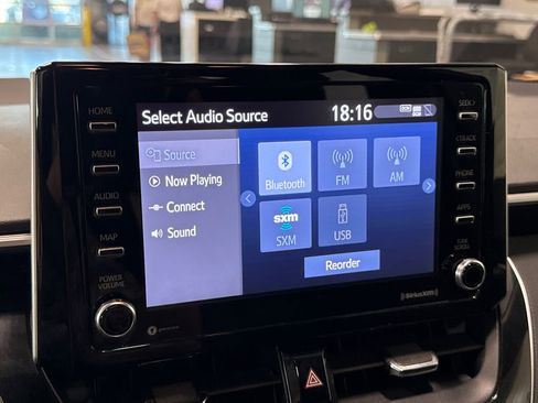 Used 2021 Toyota Corolla SE FWD image 20
