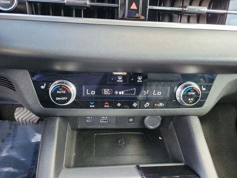 Used 2022 Mitsubishi Outlander SEL FWD image 29