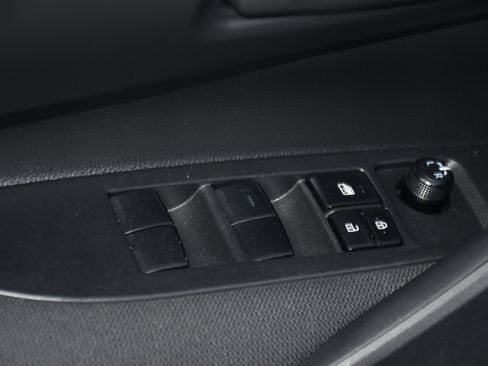 Certified 2025 Toyota Corolla LE image 10