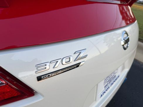 Used 2020 Nissan 370Z Coupe RWD image 18