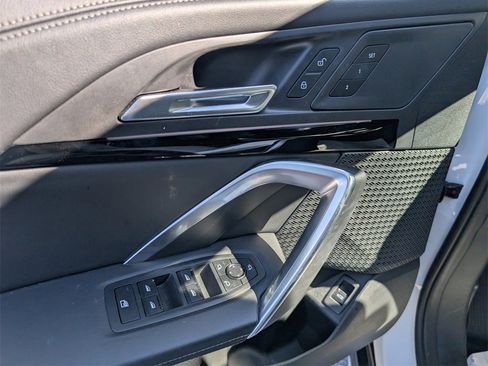 Used 2024 BMW X1 xDrive28i image 9