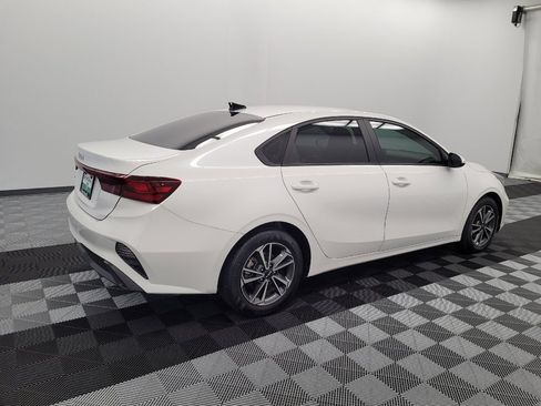 Used 2023 Kia Forte LXS FWD image 10