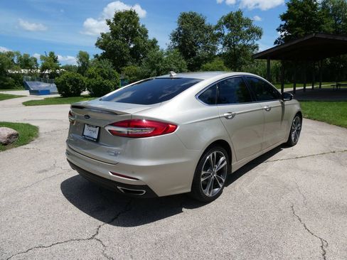 Used 2019 Ford Fusion Titanium AWD/4WD image 5