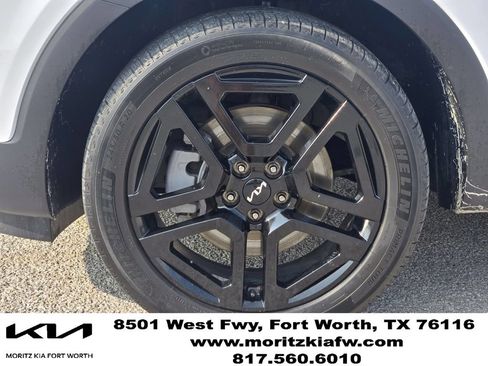 Certified 2023 Kia Telluride SX Prestige X-Line AWD/4WD image 9