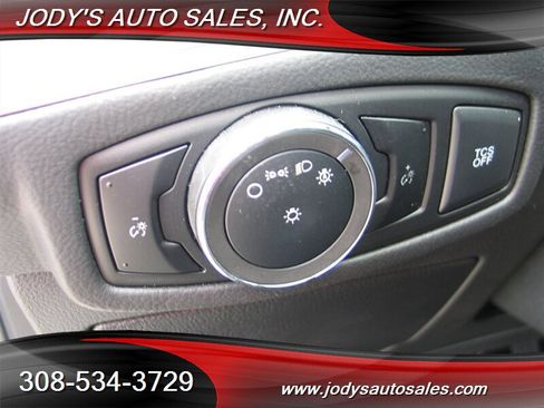 Used 2024 Ford Edge SE w/ Black Appearance Package AWD/4WD image 7