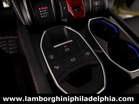 Used 2024 Lamborghini Urus S image 31