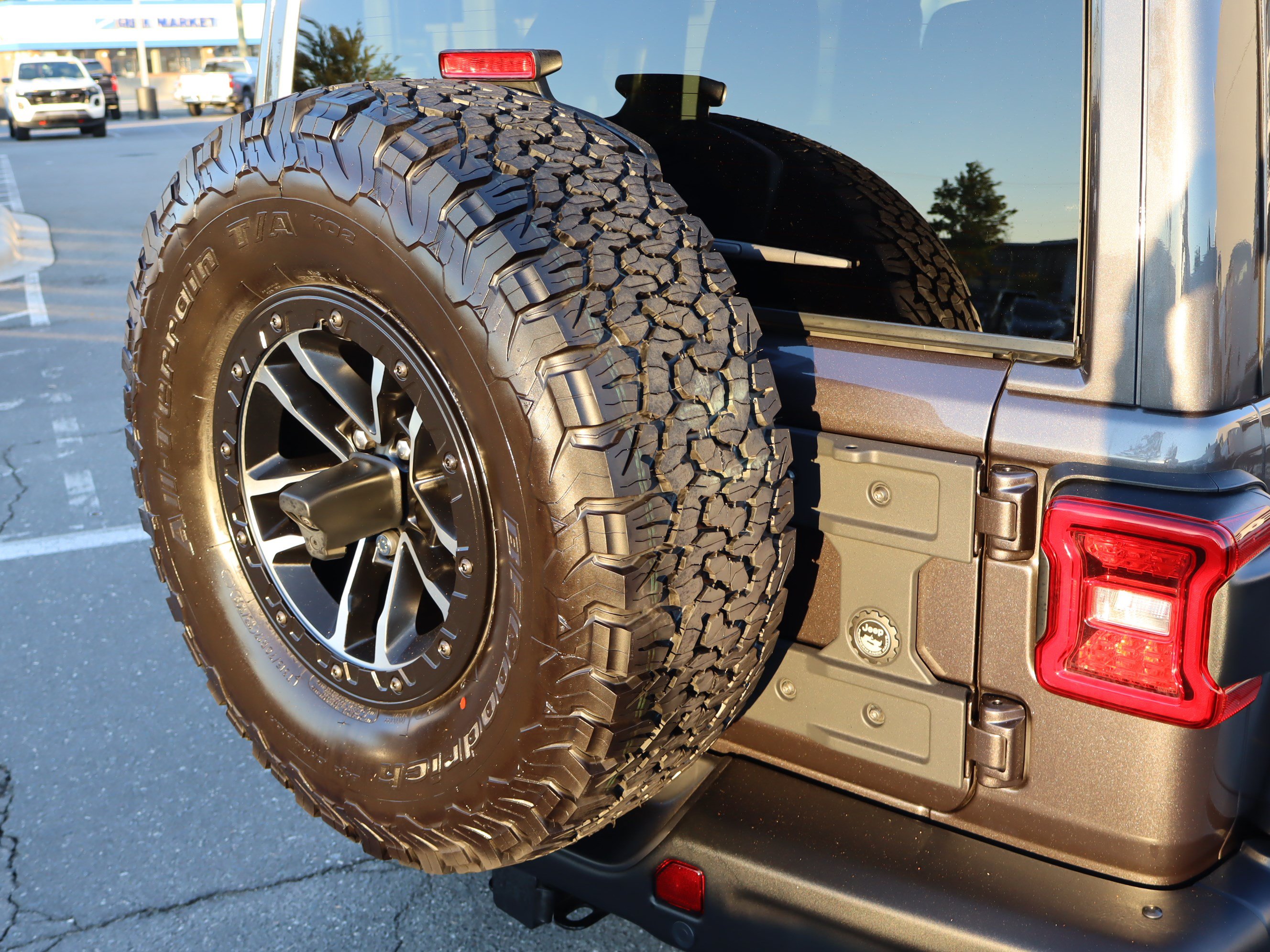 Used 2026 Jeep Wrangler Unlimited Rubicon 392 AWD/4WD image 13
