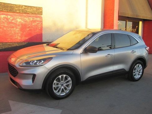 Used 2022 Ford Escape SE w/ Convenience Package FWD image 6