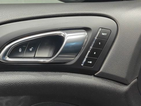 Used 2016 Porsche Cayenne AWD/4WD image 46