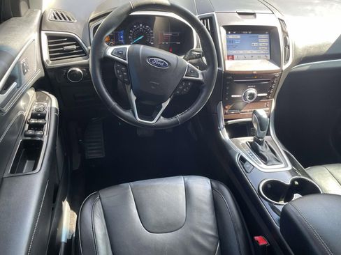 Used 2017 Ford Edge Titanium w/ Technology Package image 15
