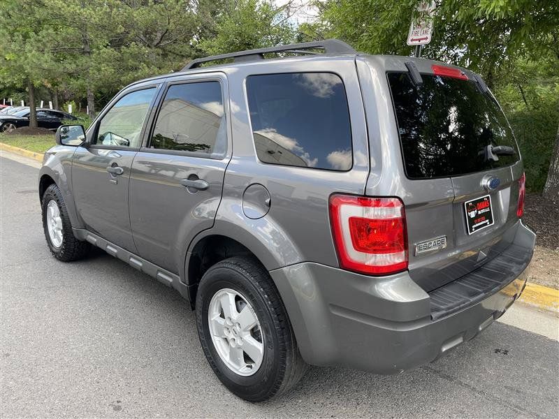 Used 2010 Ford Escape XLT FWD image 13