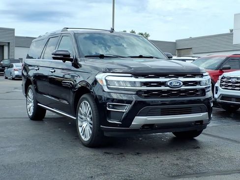 Certified 2023 Ford Expedition Max Limited AWD/4WD image 3
