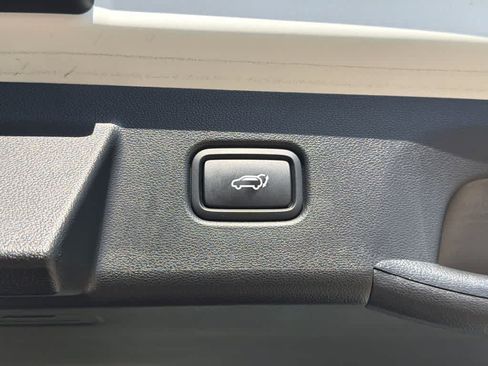 Used 2023 Hyundai Tucson SEL FWD image 17