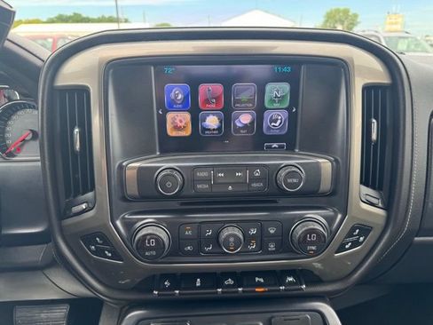 Used 2017 Chevrolet Silverado 1500 High Country AWD/4WD image 3