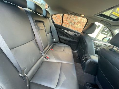 Used 2016 INFINITI Q50 Premium image 25